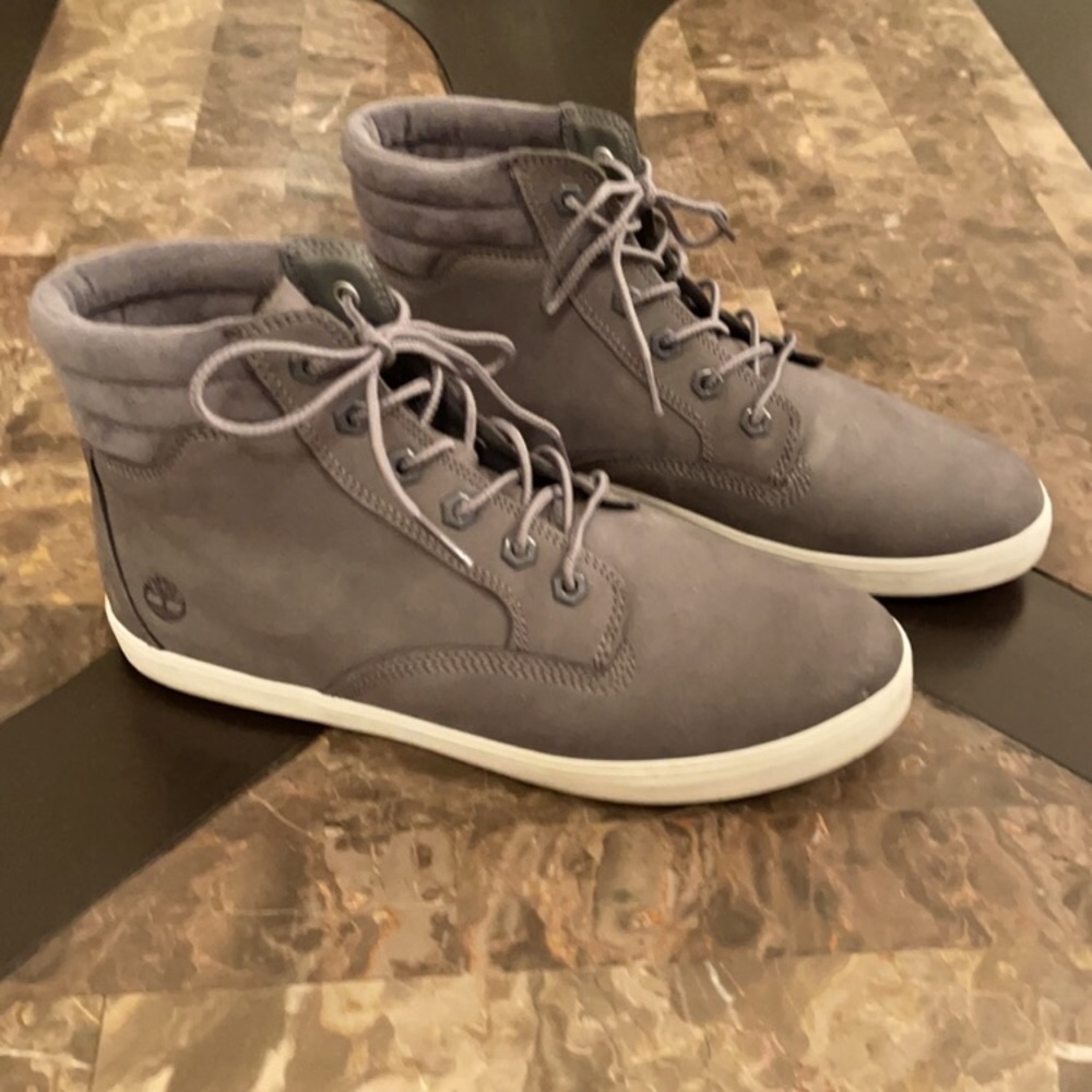 Timberland - Picture 2 of 4